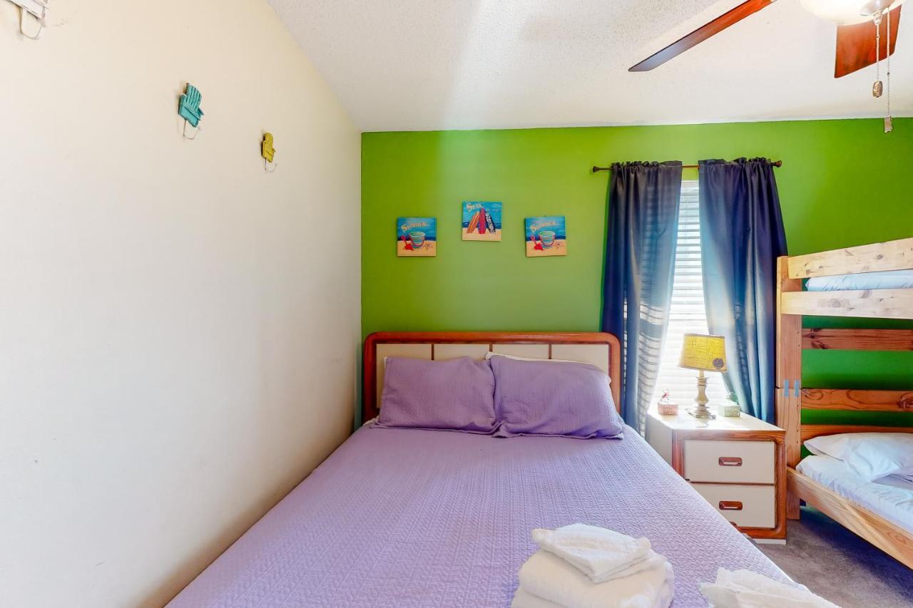 Regatta #204c Apartment *