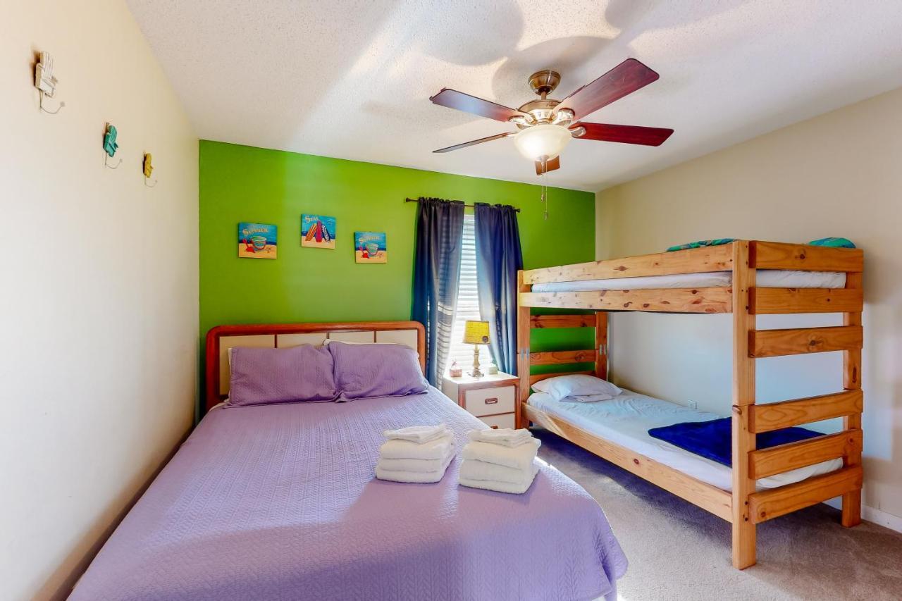 Regatta #204c Apartment *